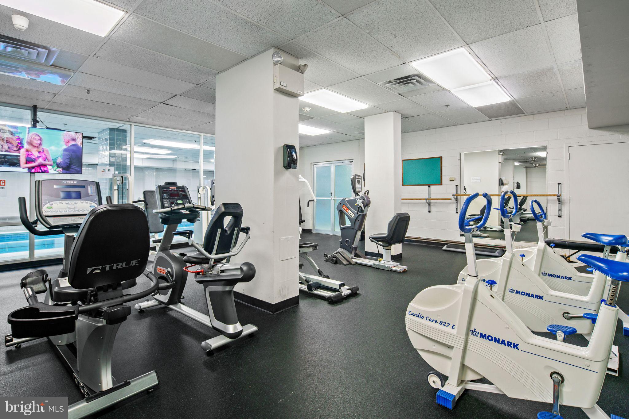 GREEN HILL - Residential