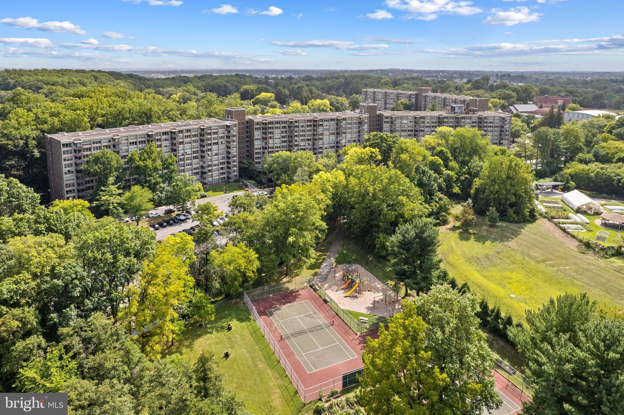 GREEN HILL - Residential