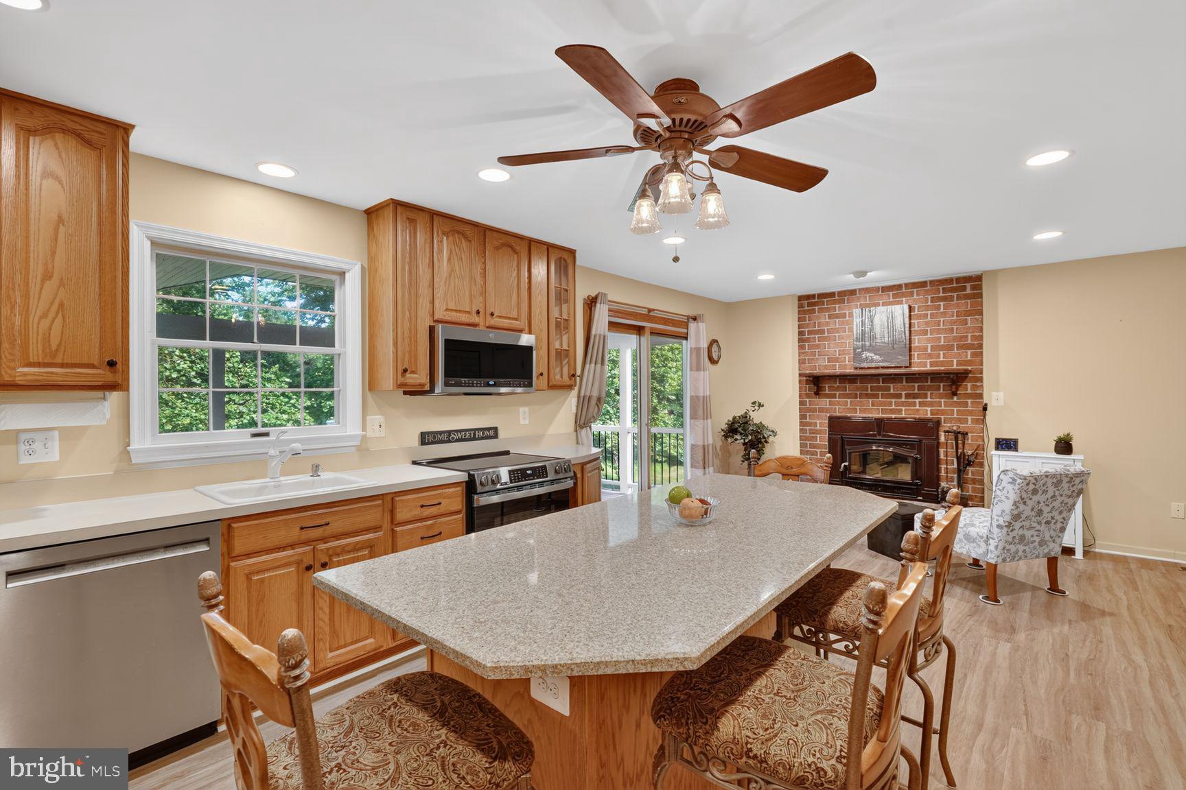 4678 STALLION COURT