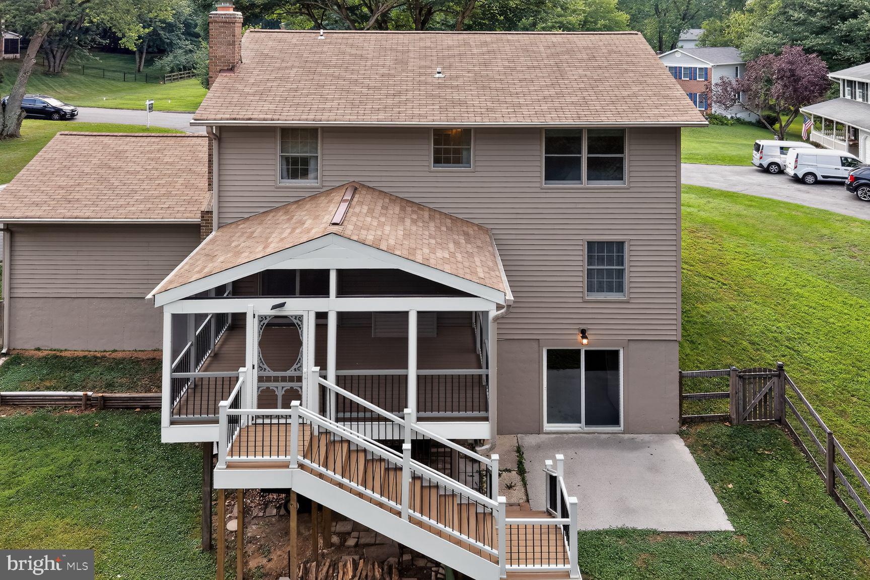 4678 STALLION COURT
