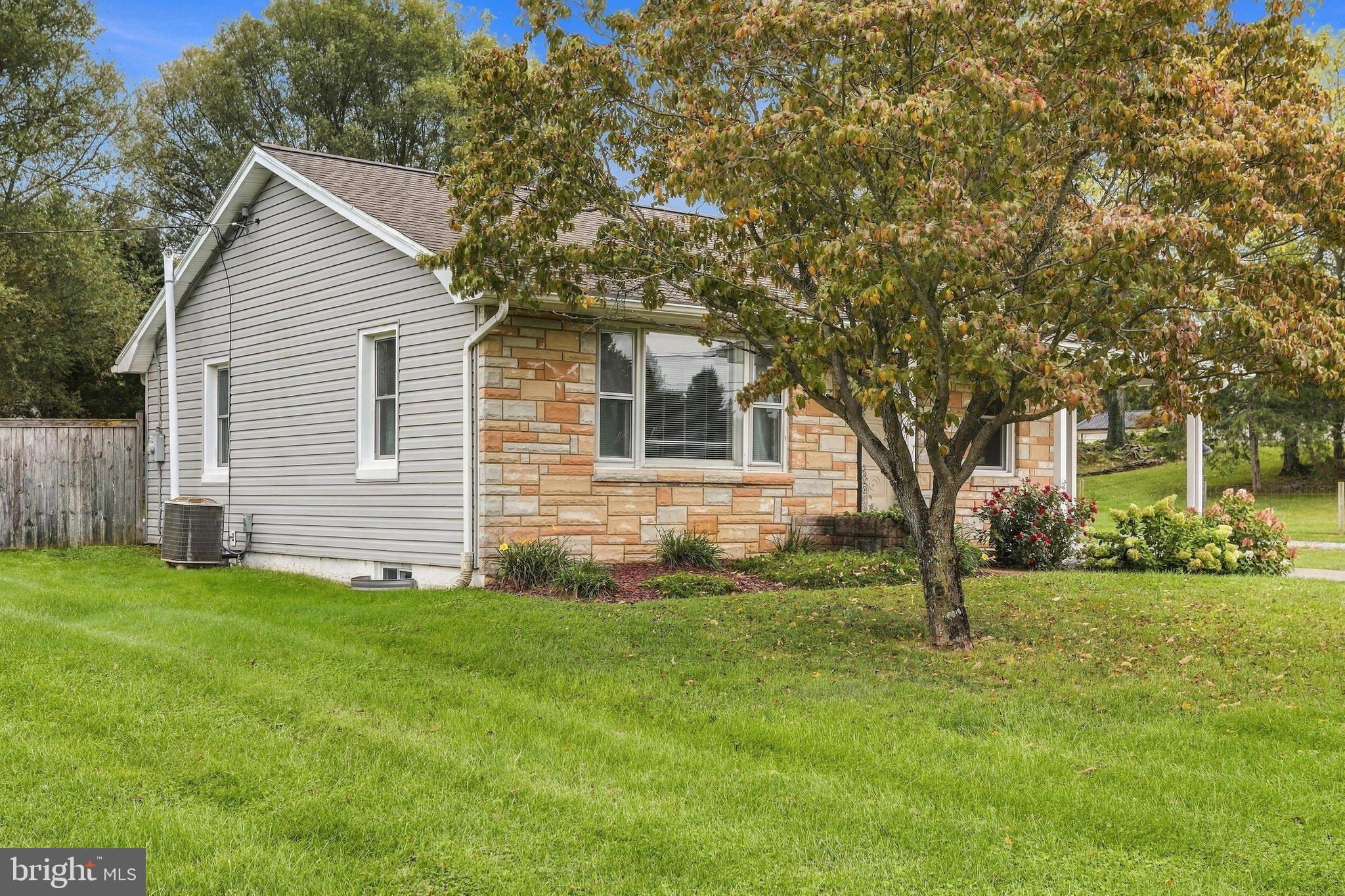 7701 SHARPSBURG PIKE
