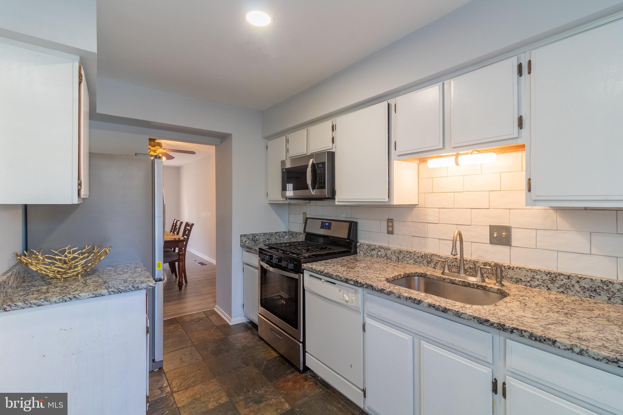 CHURCHILL TOWN SECTOR - Residential