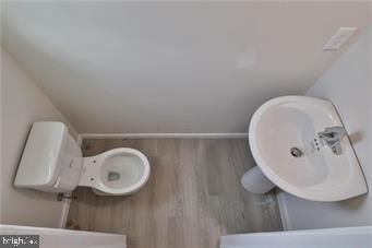 QUARRY HILL ESTATES - Residential Lease