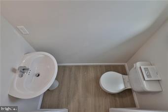 QUARRY HILL ESTATES - Residential Lease