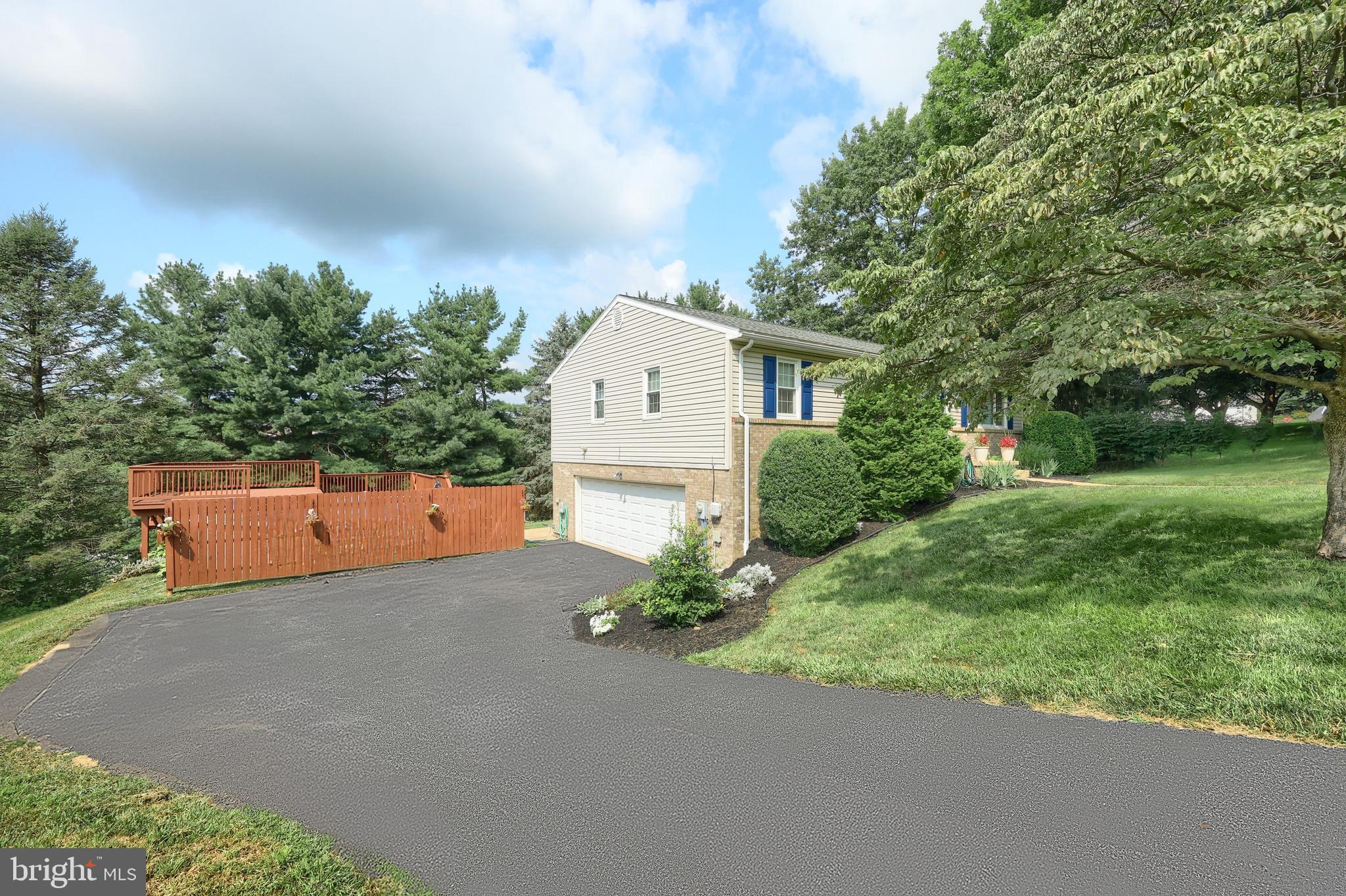 120 SUSAN DRIVE