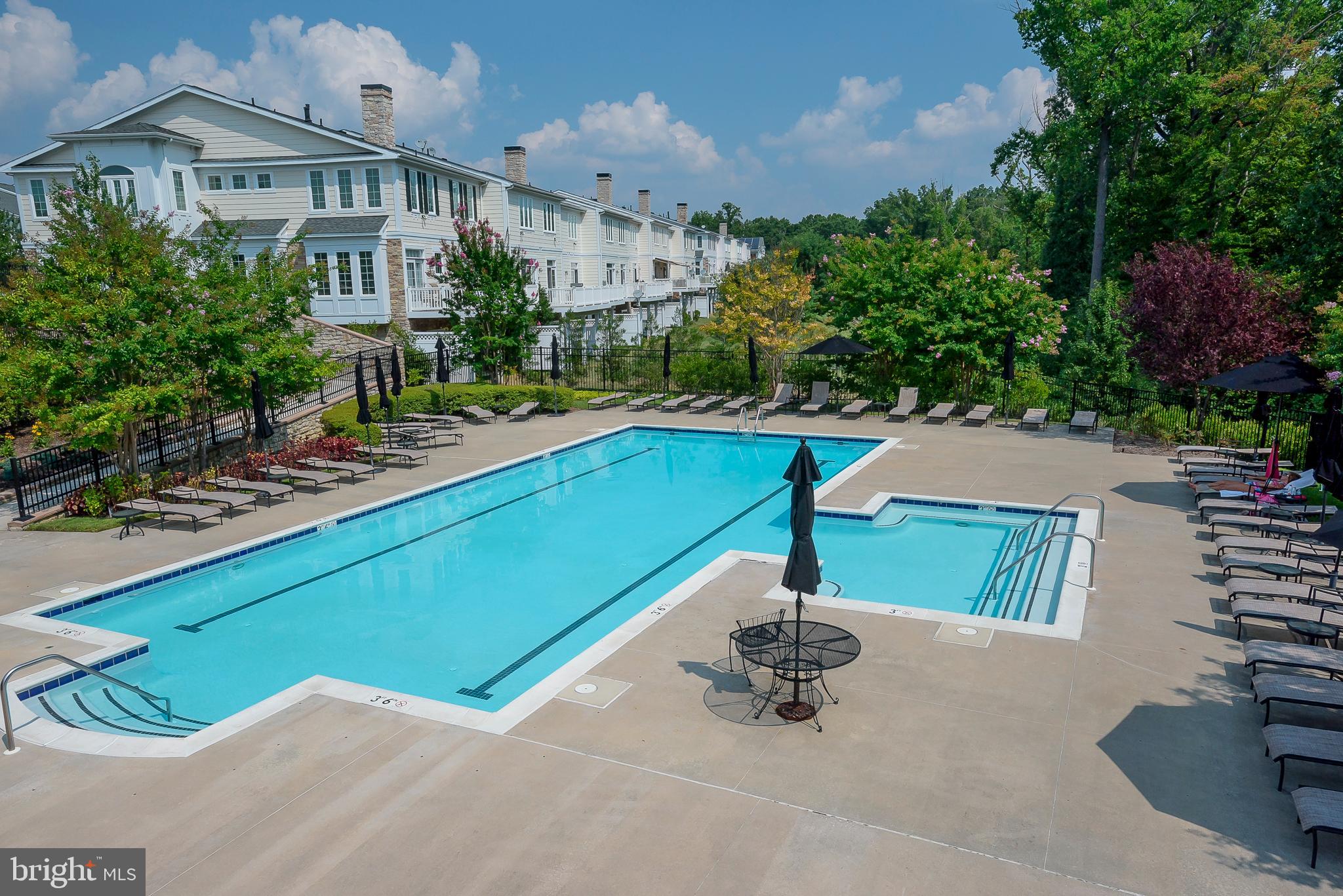 SNOWDEN OVERLOOK - Residential