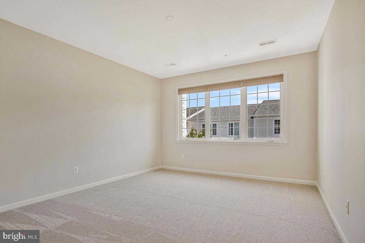 SNOWDEN OVERLOOK - Residential