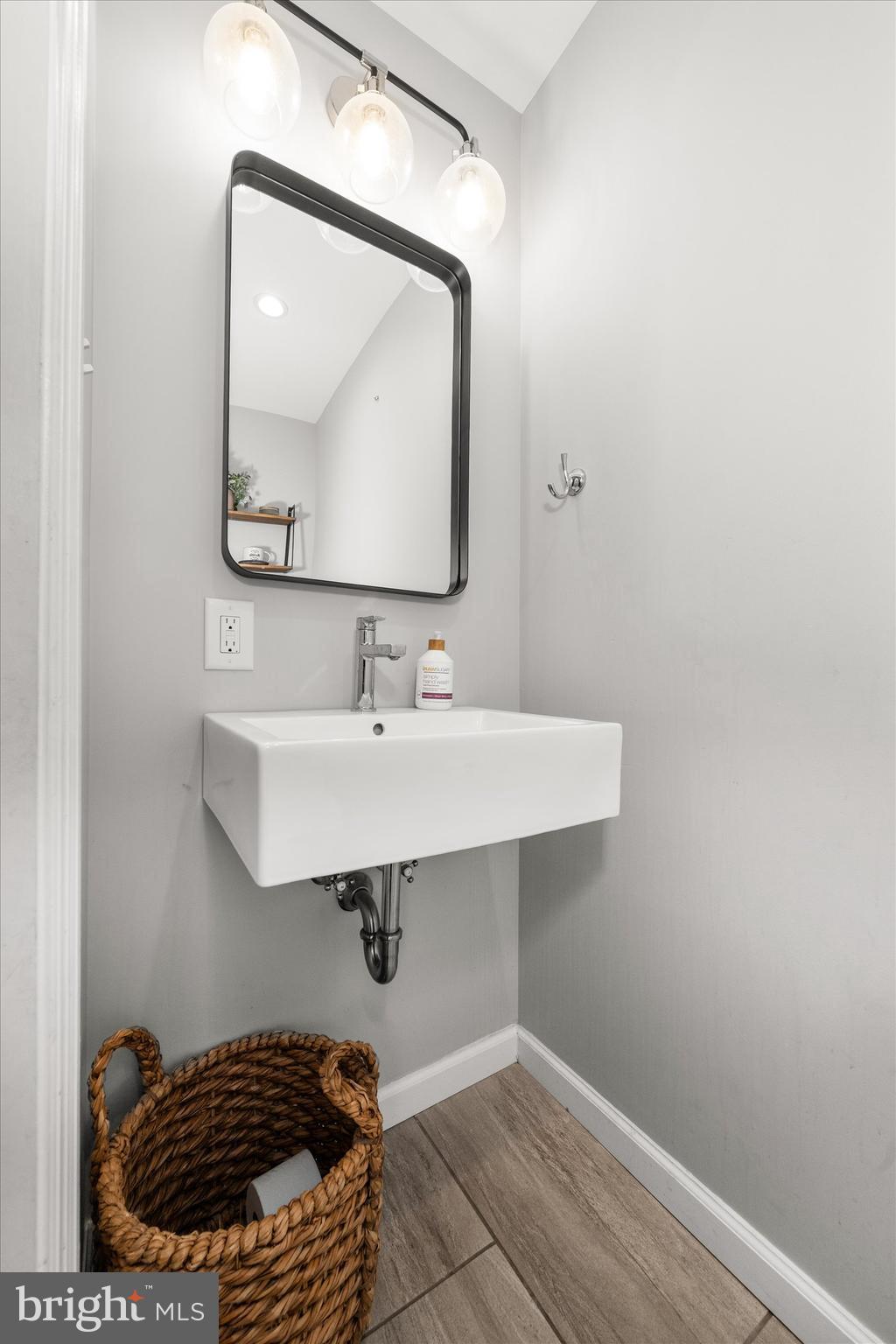 HAMORTON WOODS - Residential