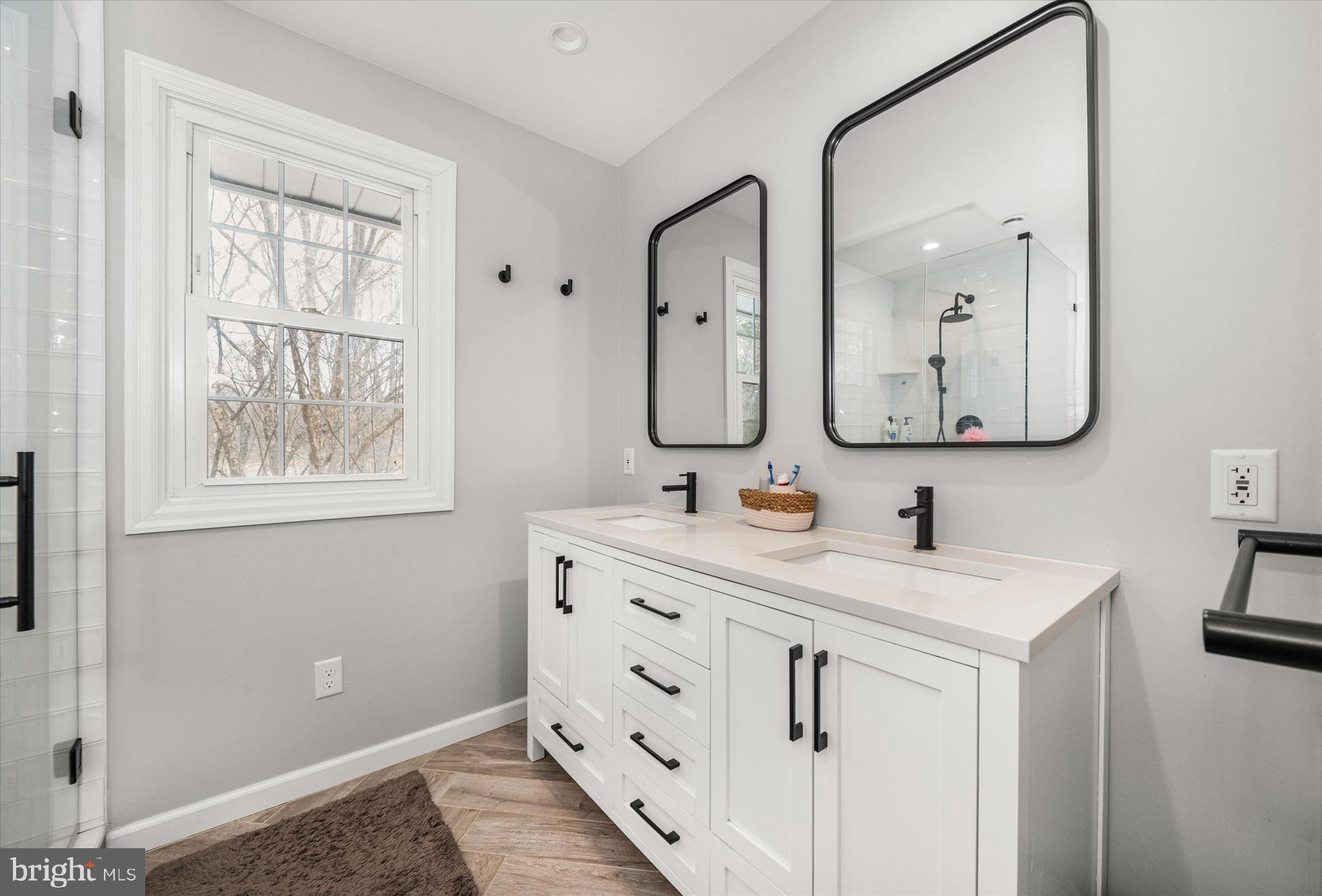 HAMORTON WOODS - Residential