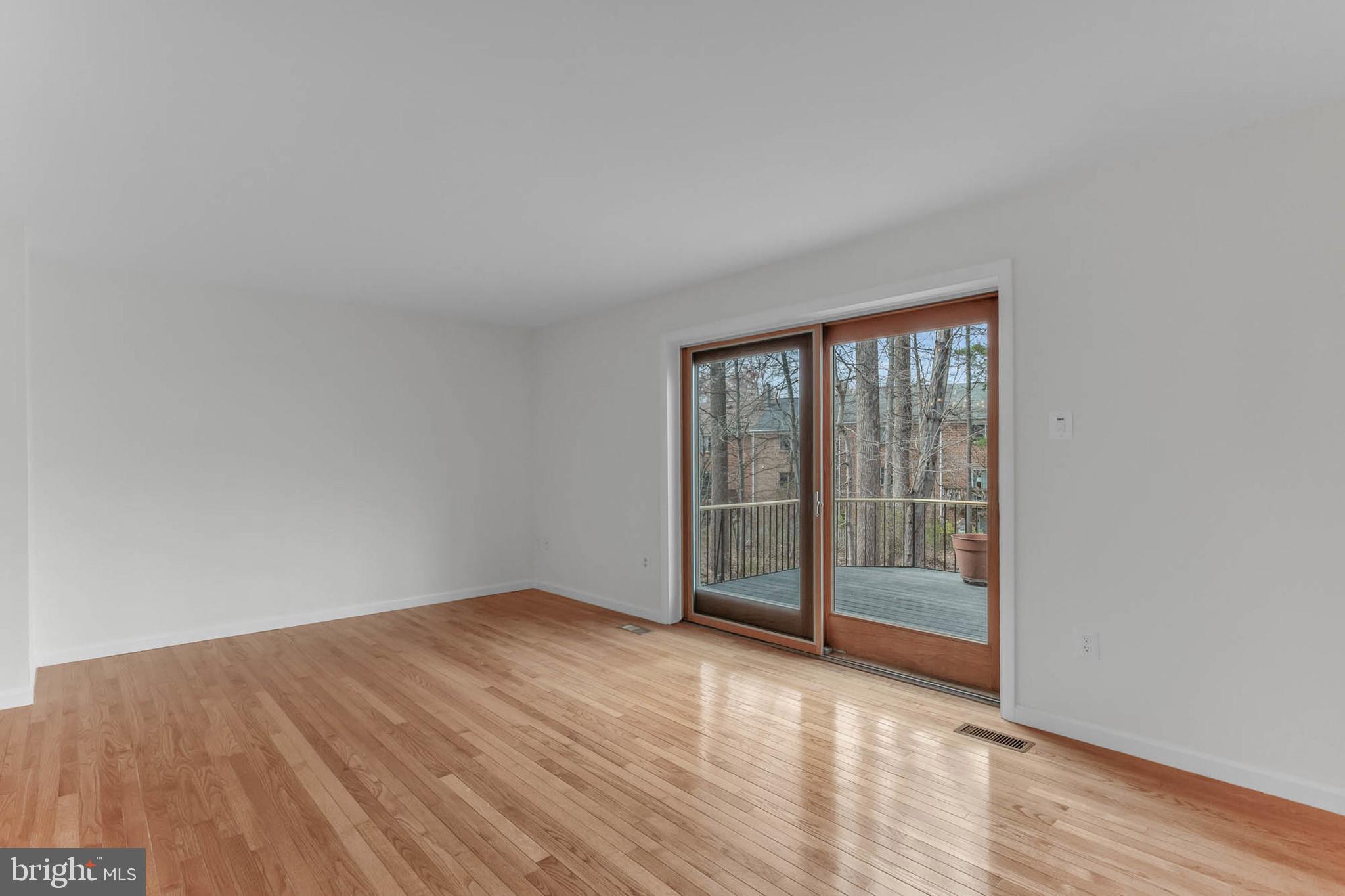 VILLAGE OF HICKORY RIDGE - Residential