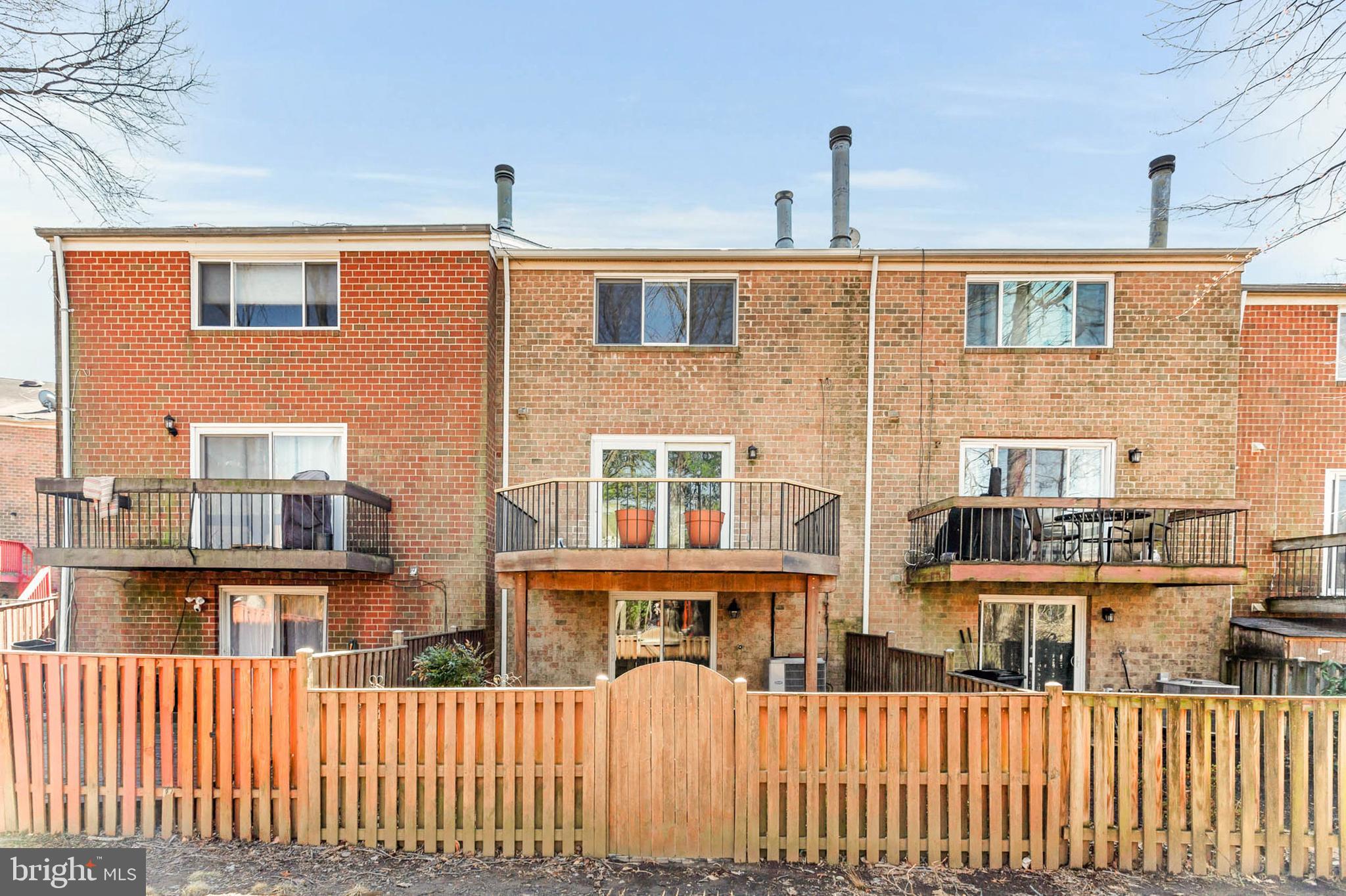 VILLAGE OF HICKORY RIDGE - Residential