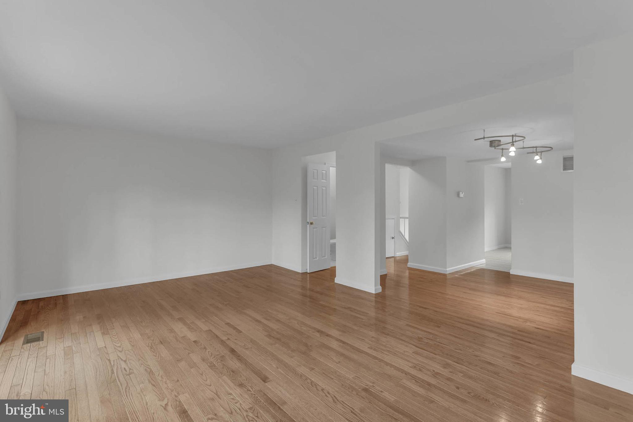 VILLAGE OF HICKORY RIDGE - Residential