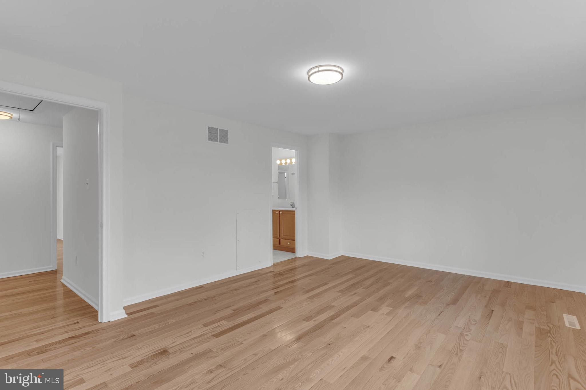 VILLAGE OF HICKORY RIDGE - Residential