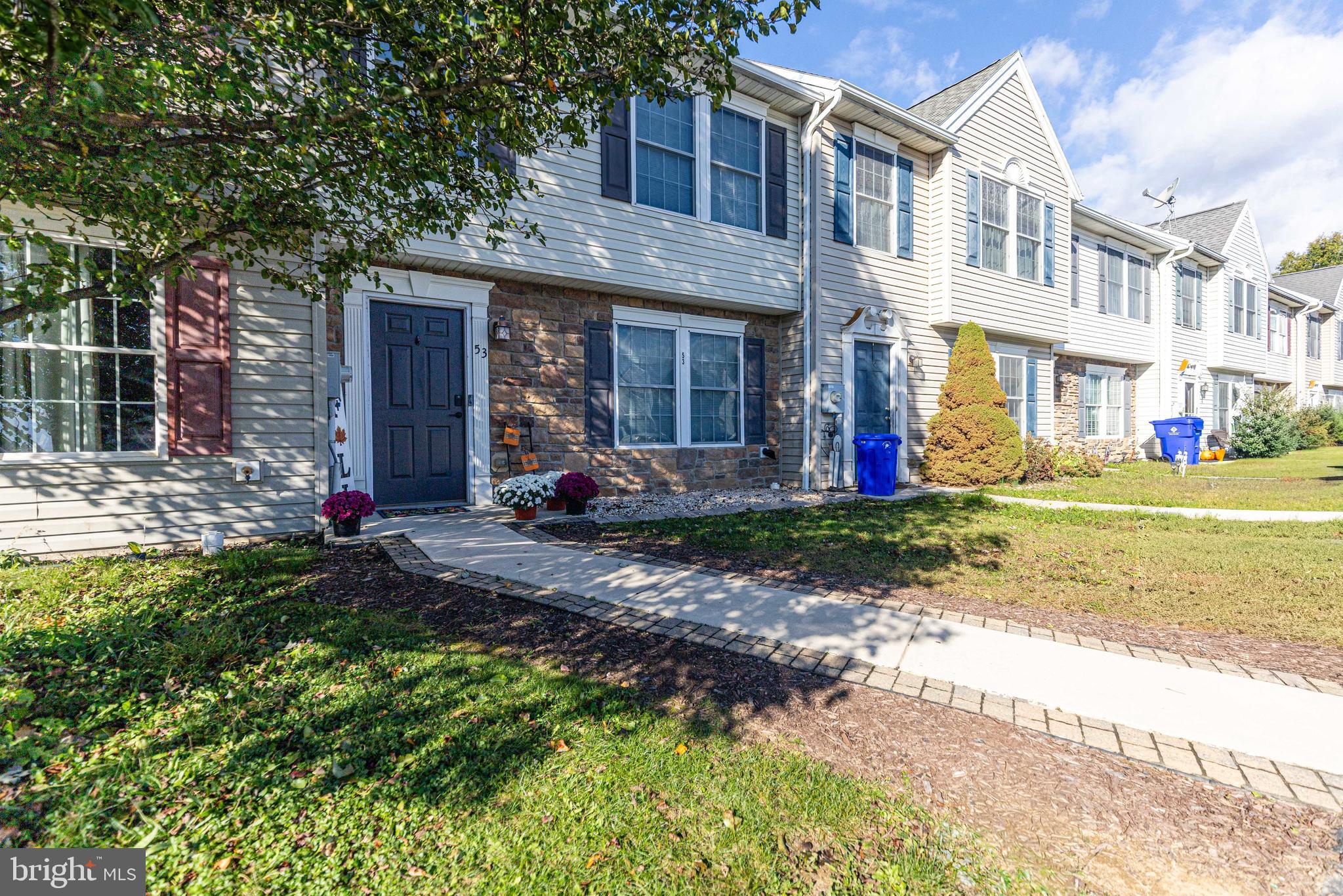 53 GRANDVIEW CROSSING