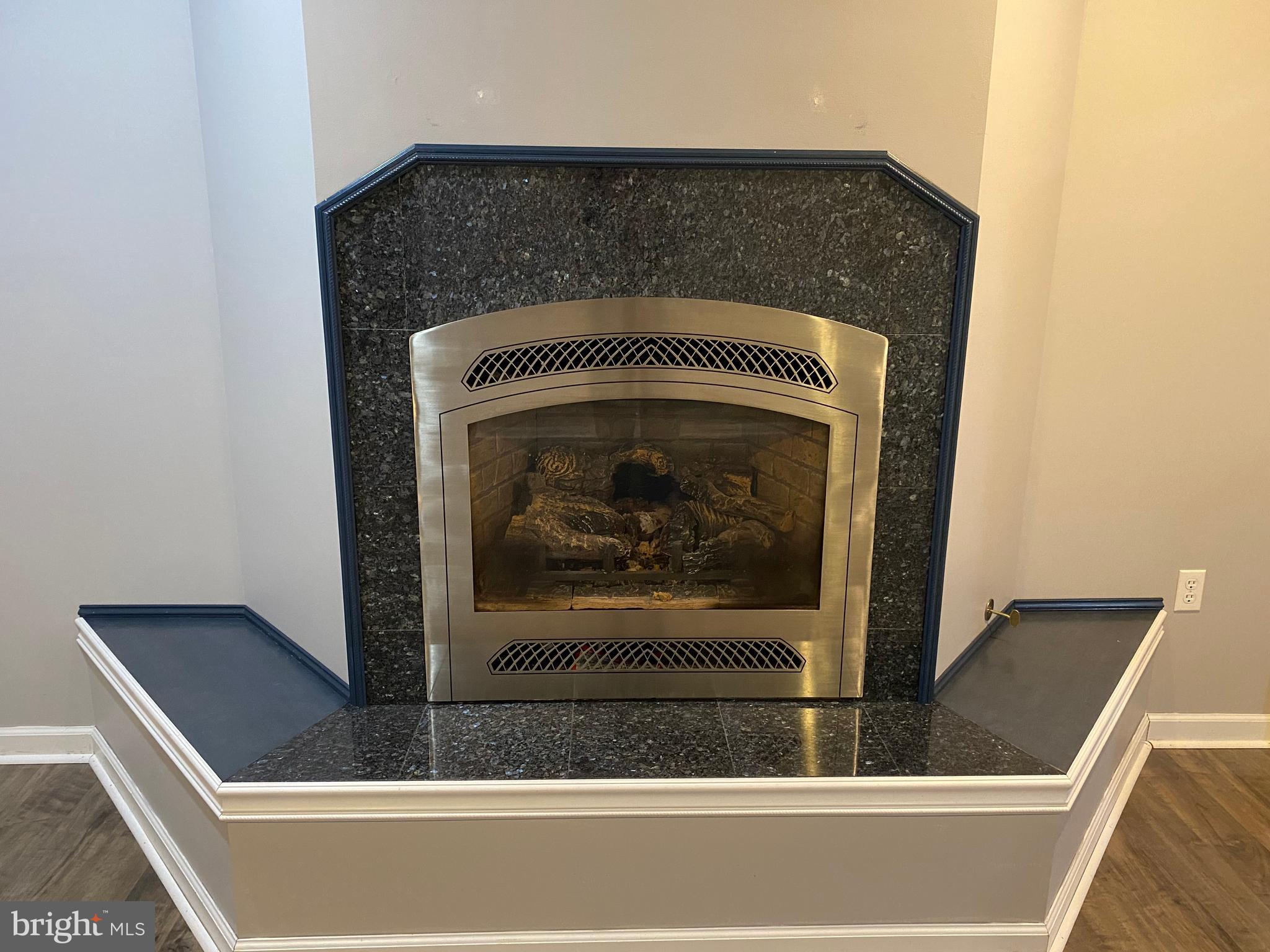 TUSCAWILLA HILLS - Residential Lease