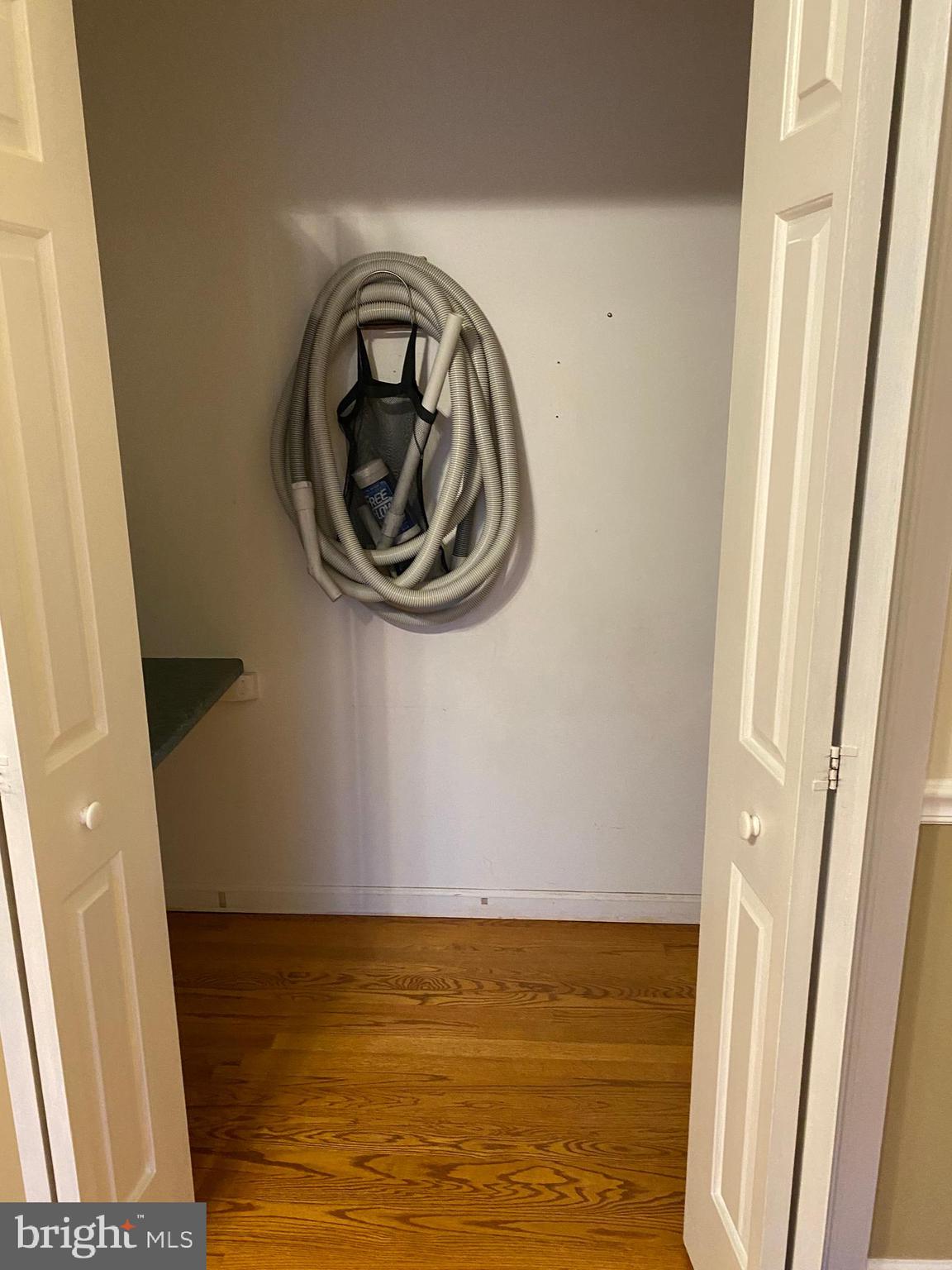 TUSCAWILLA HILLS - Residential Lease