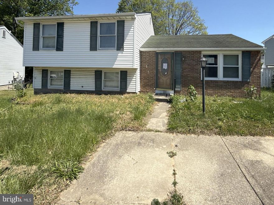 Don't miss this incredible opportunity to own a single-family home at an attractive price point in Essex! Tucked partially within a cul-de-sac, this property offers the chance to create value and make it your own. Whether you're an investor, renovator, or buyer looking for your next project, the possibilities are endless. Conveniently located near shopping, dining, parks, schools, and major commuter routes. Opportunities like this are becoming increasingly difficult to find—schedule your showing today and imagine the potential!