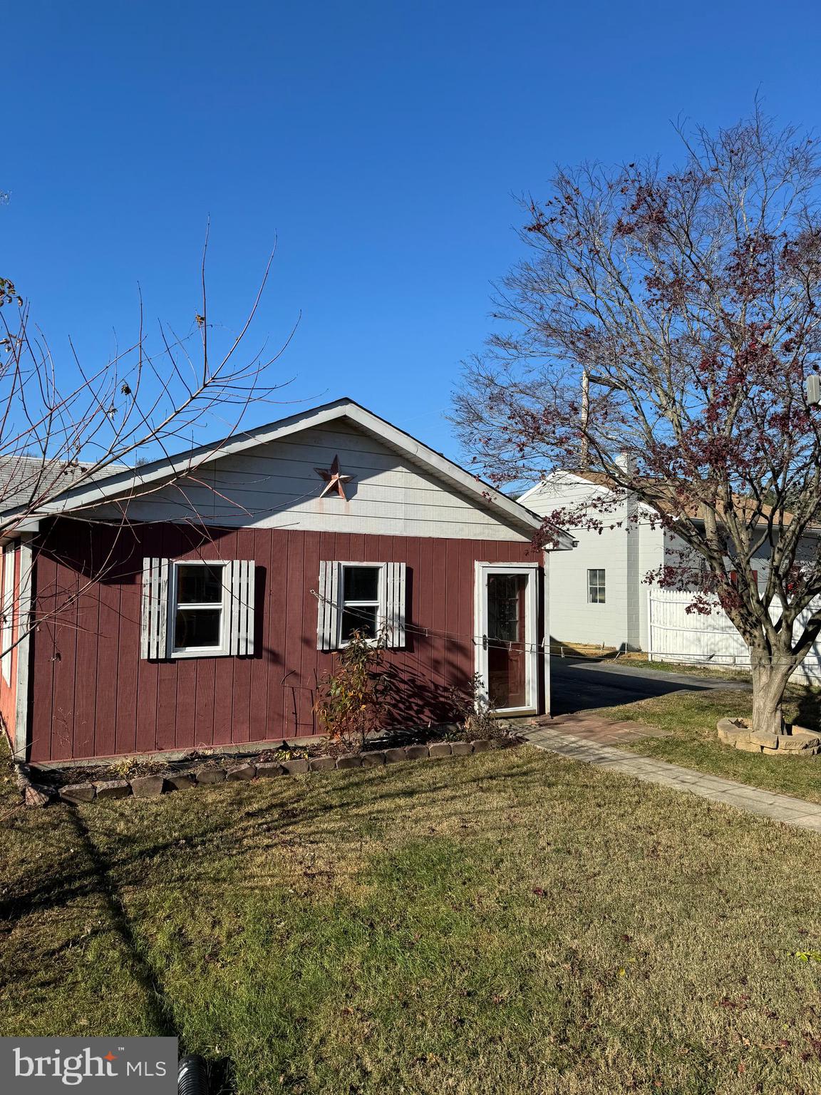 NONAVAILABLE - Residential