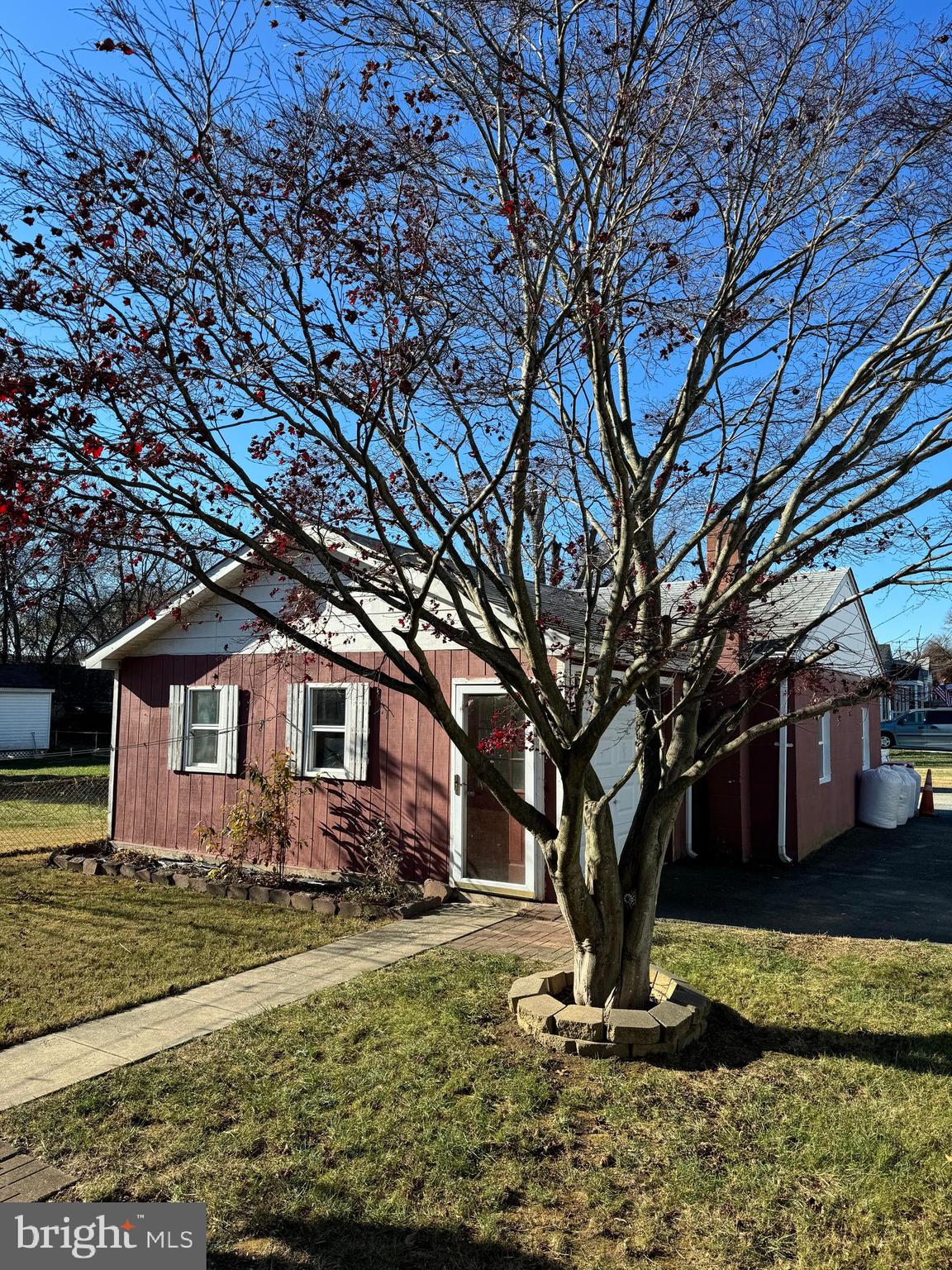 NONAVAILABLE - Residential