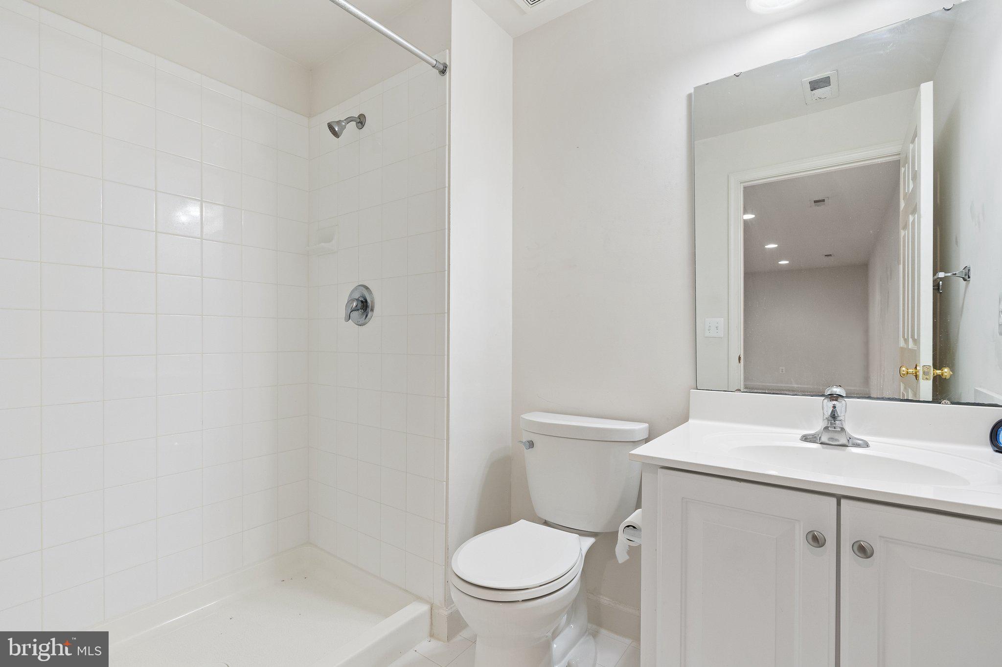 KINGSRIDGE ESTATES - Residential