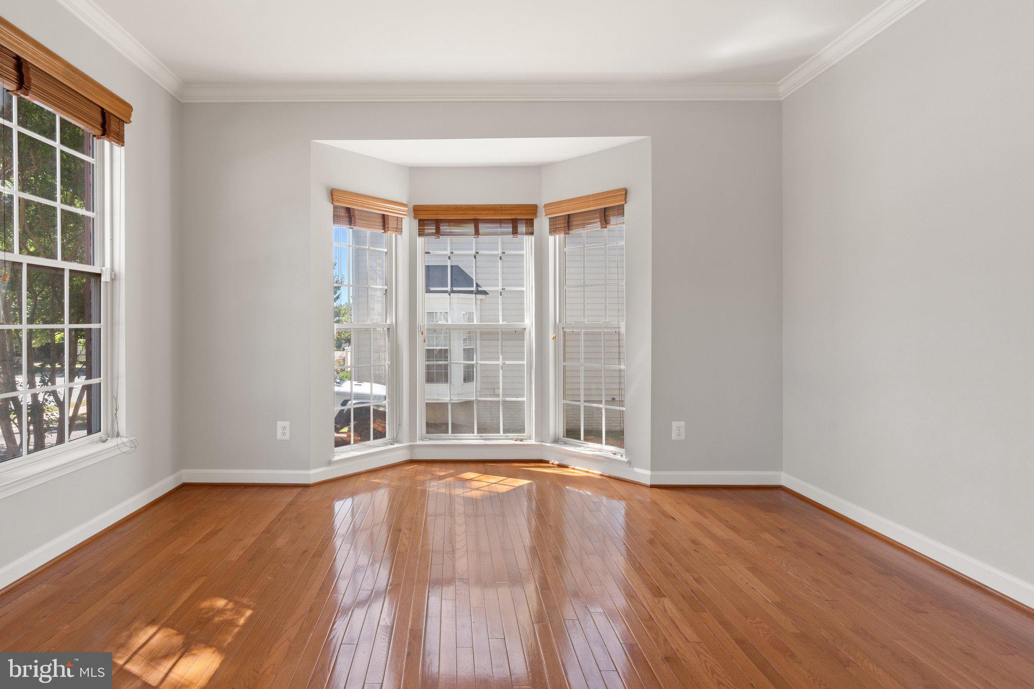 KINGSRIDGE ESTATES - Residential