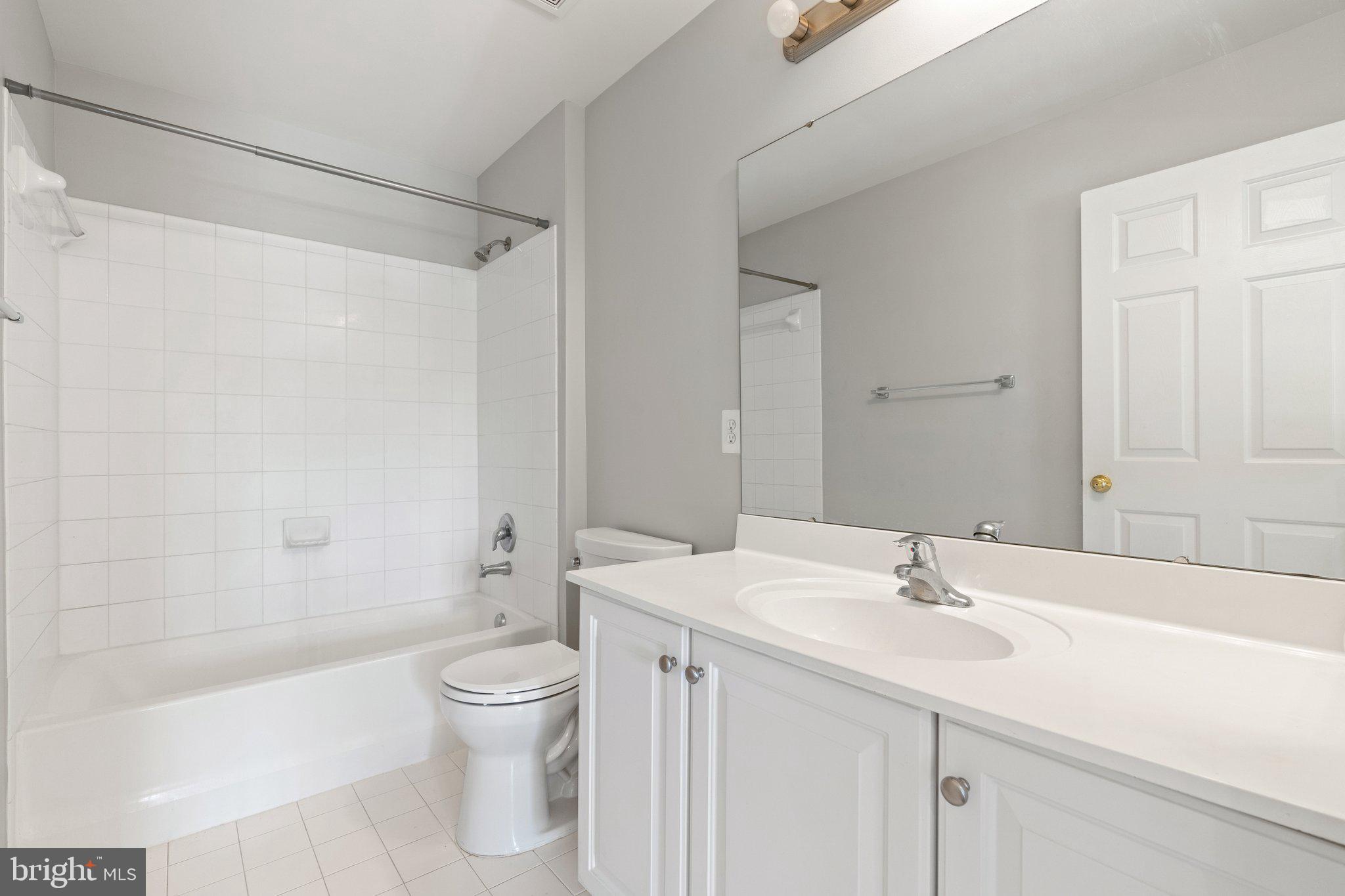 KINGSRIDGE ESTATES - Residential