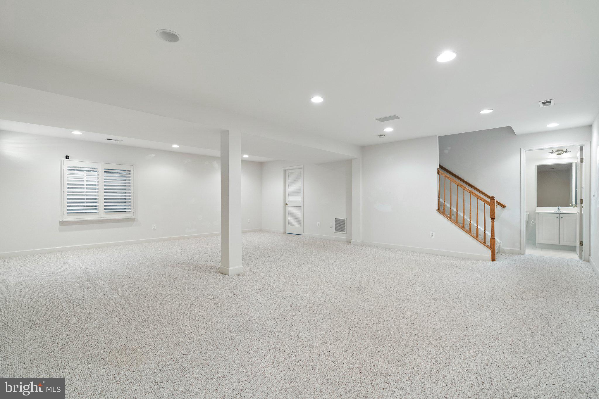 KINGSRIDGE ESTATES - Residential