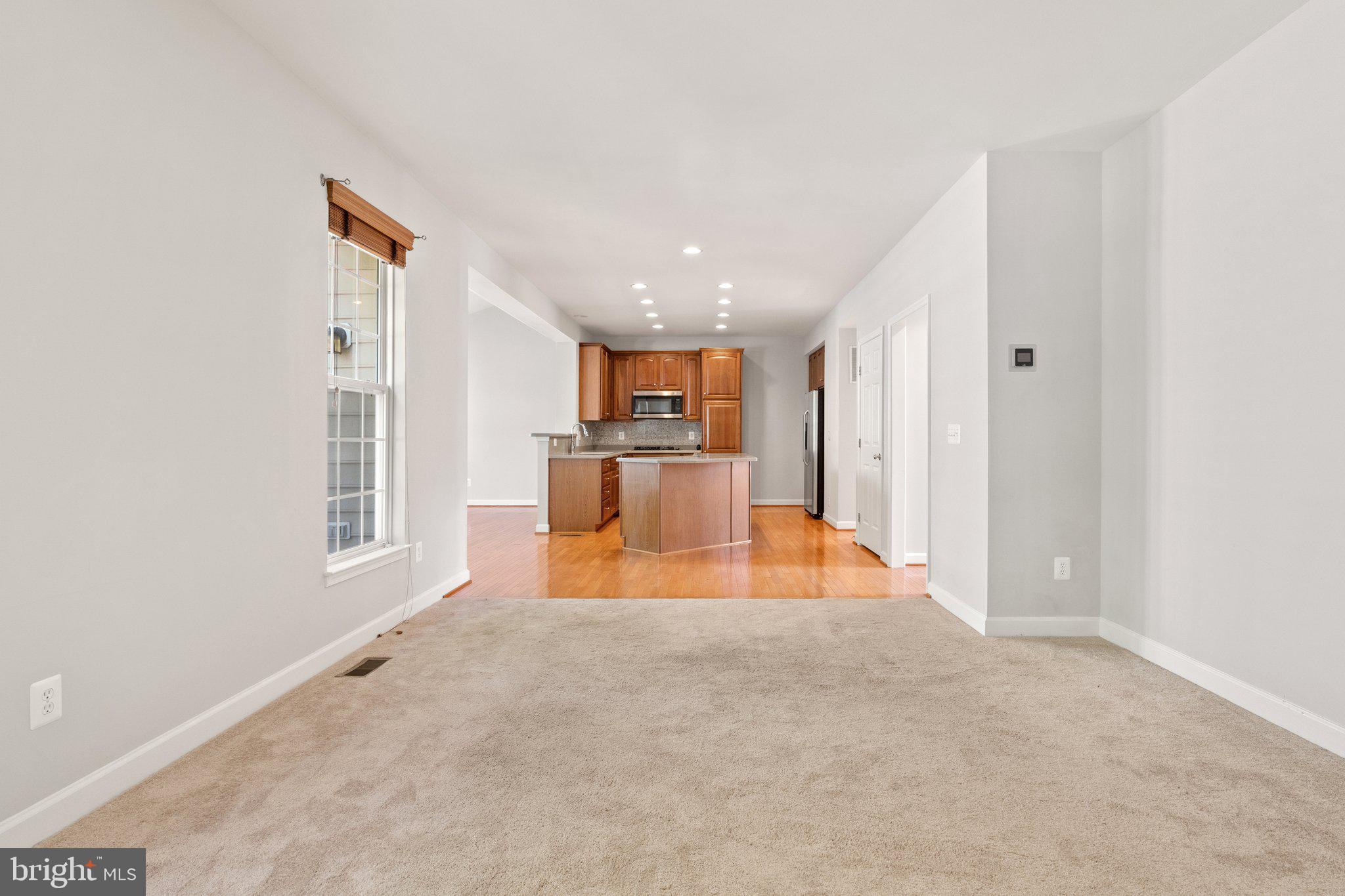 KINGSRIDGE ESTATES - Residential