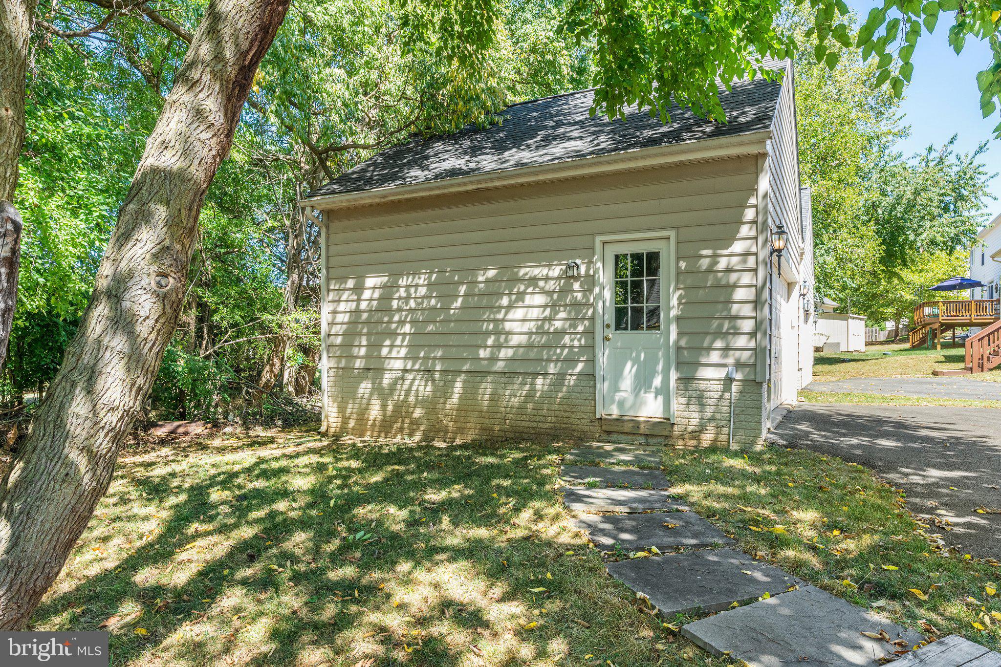 KINGSRIDGE ESTATES - Residential