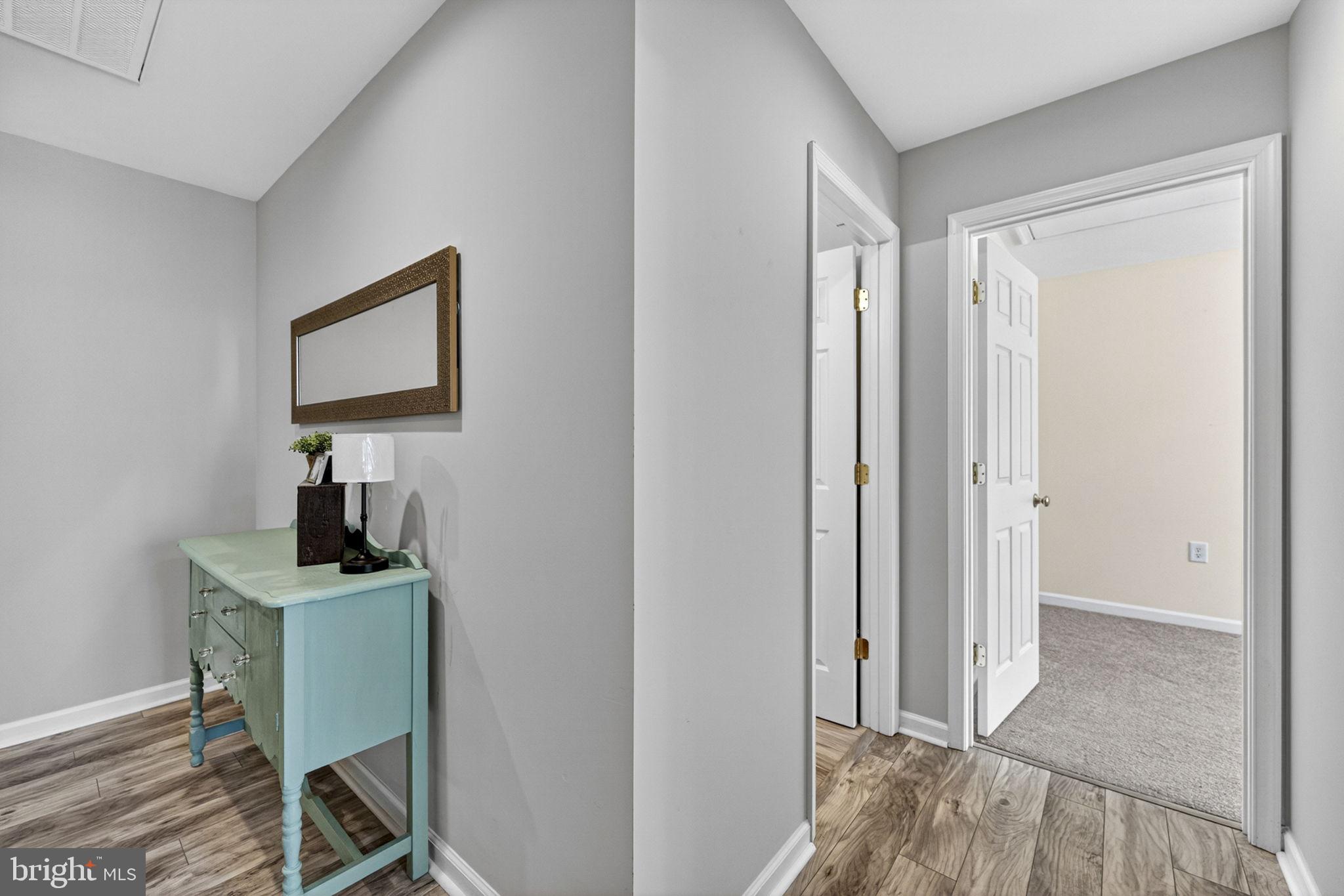 LOCUST HILL - Residential