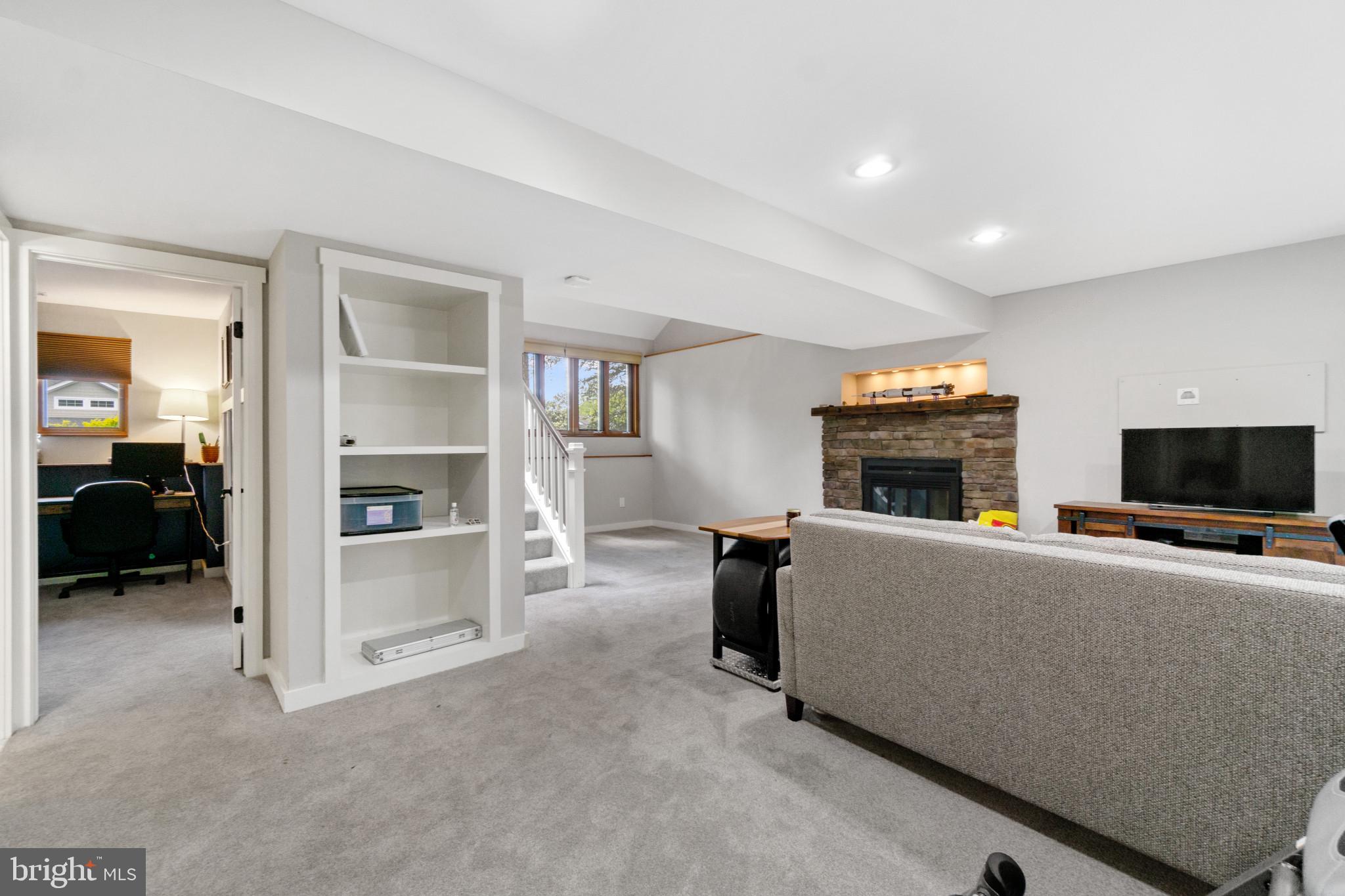 BERRYWOOD WEST - Residential