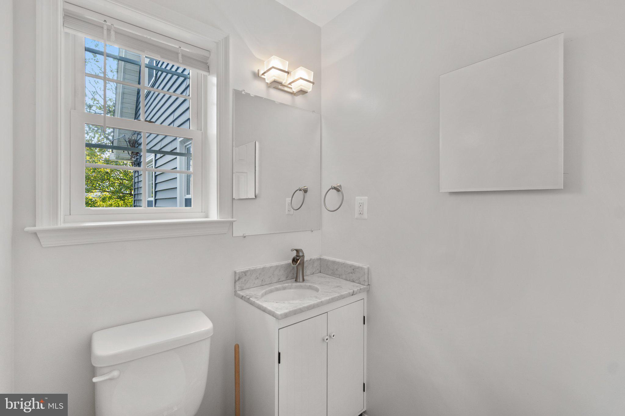 BON AIR - Residential Lease