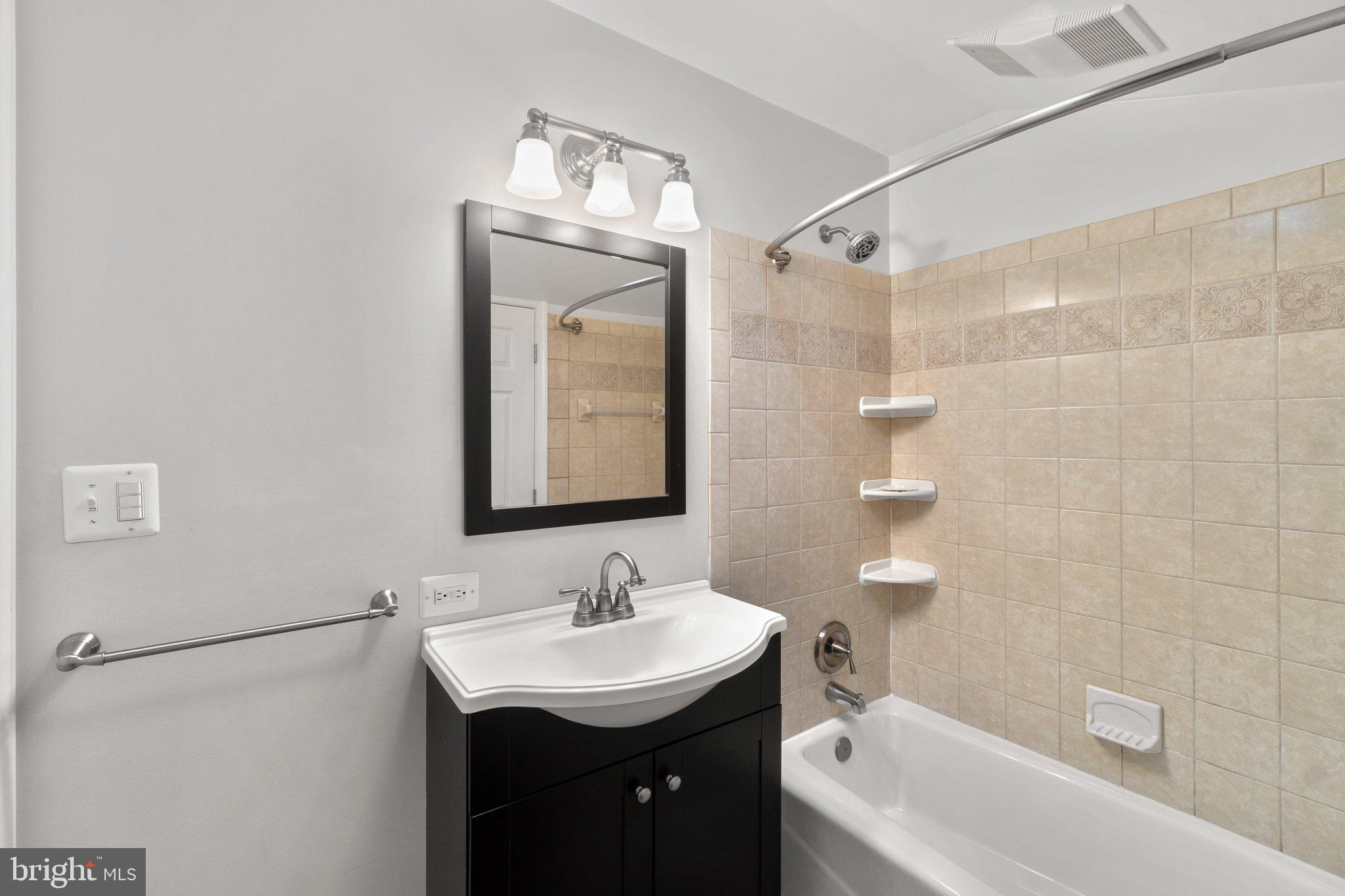 BON AIR - Residential Lease