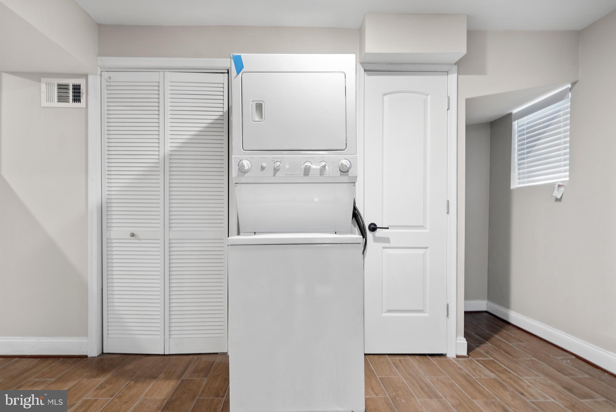 RESERVOIR HILL - Residential