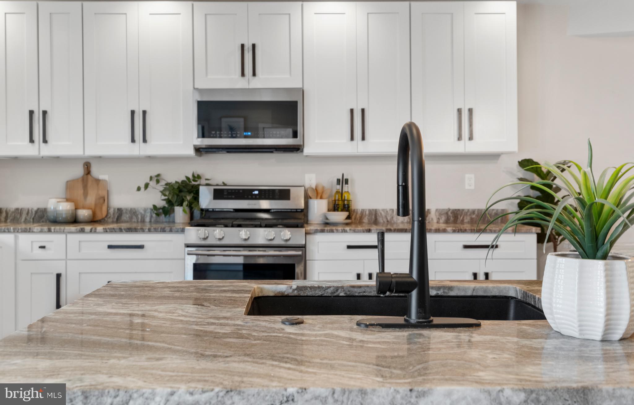 RESERVOIR HILL - Residential