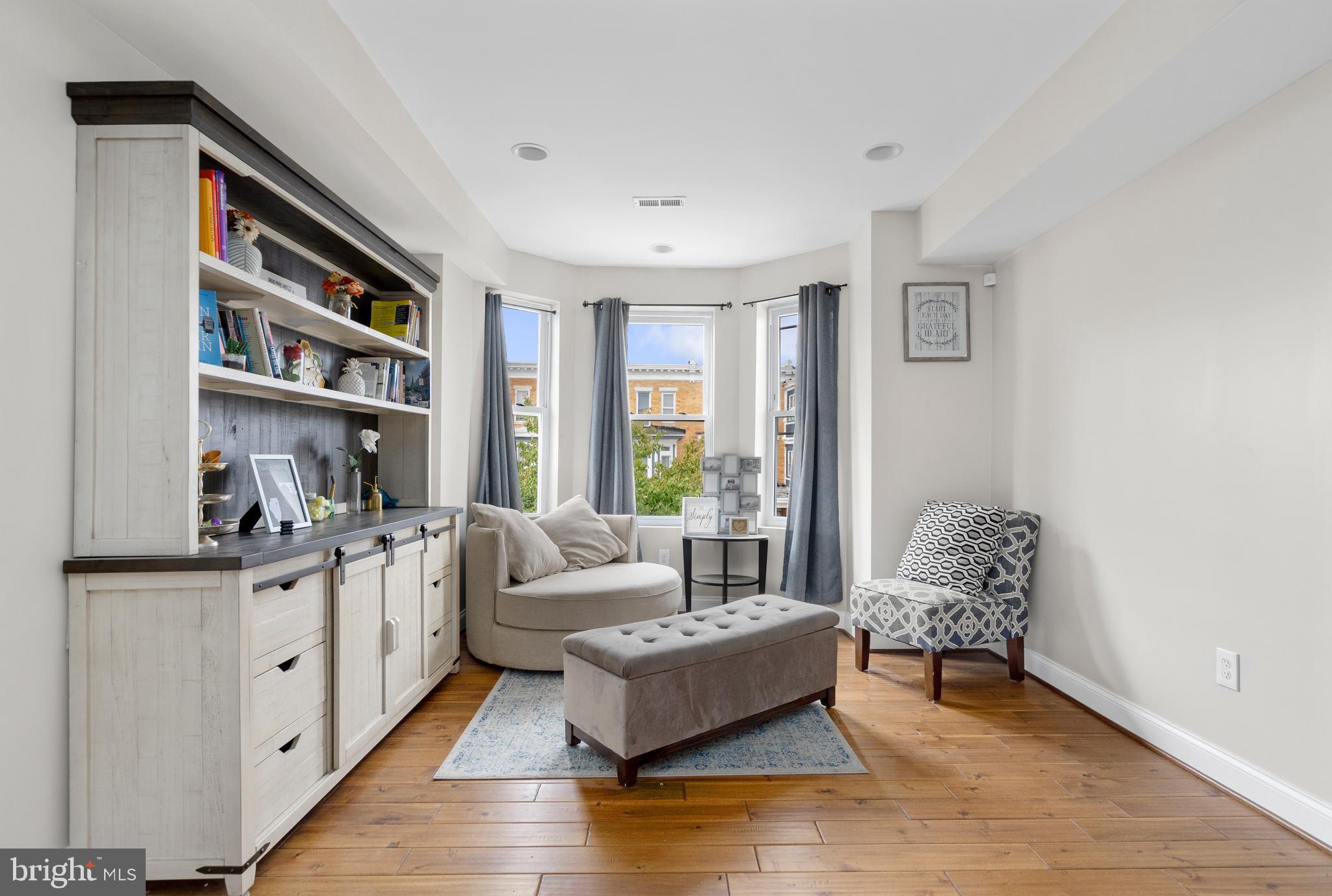 RESERVOIR HILL - Residential