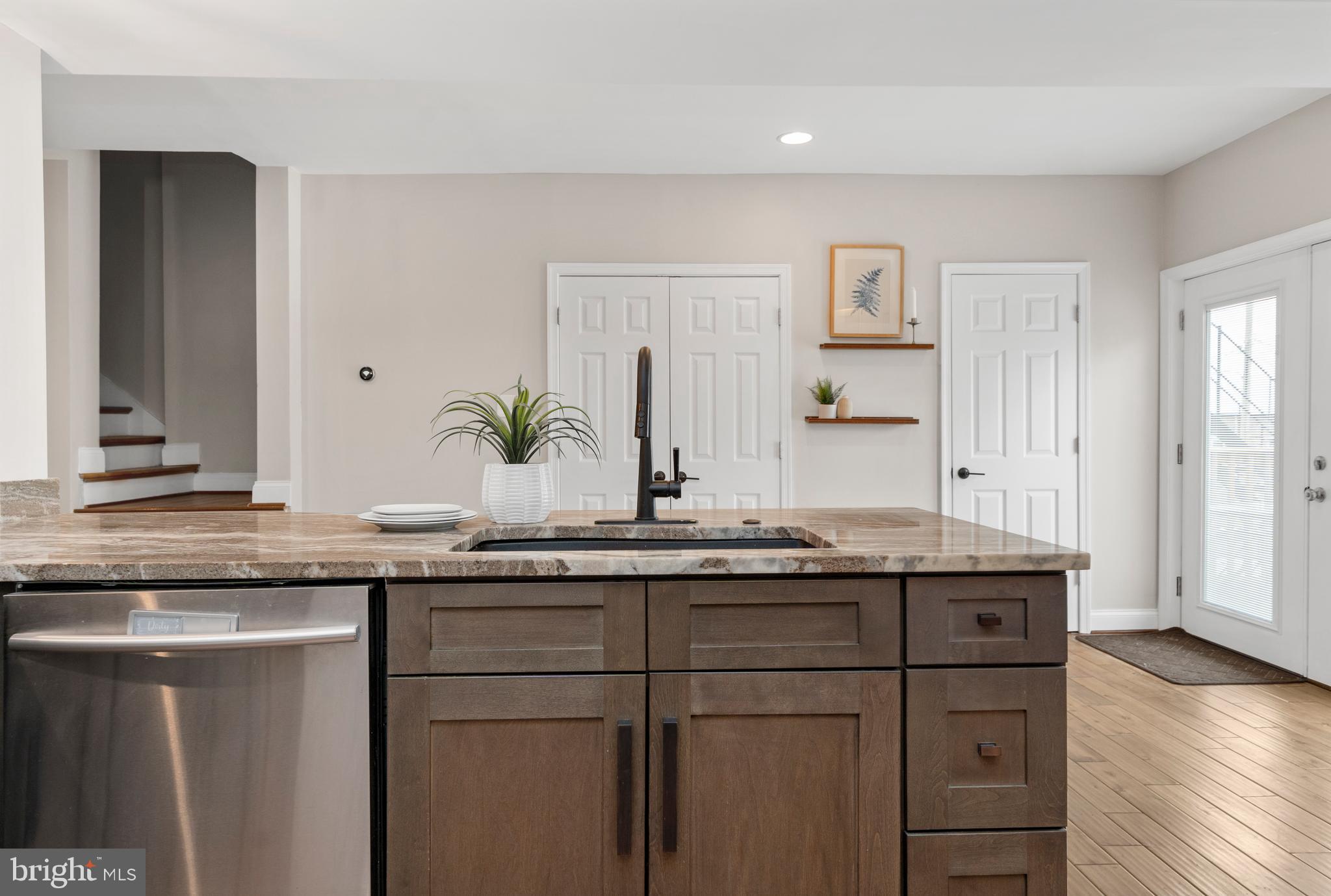 RESERVOIR HILL - Residential