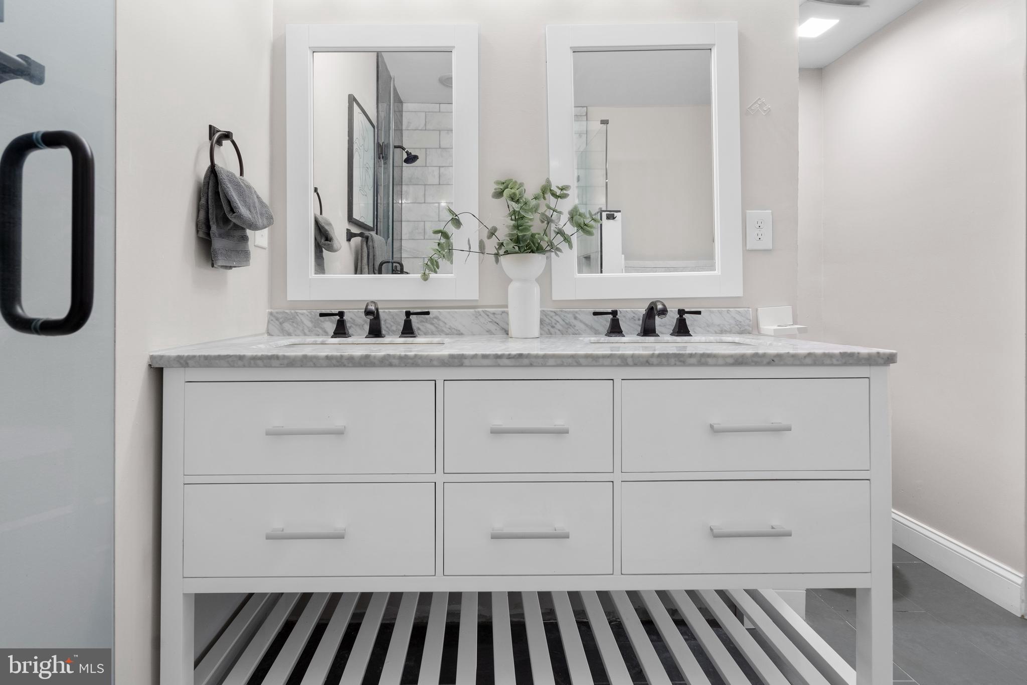 RESERVOIR HILL - Residential