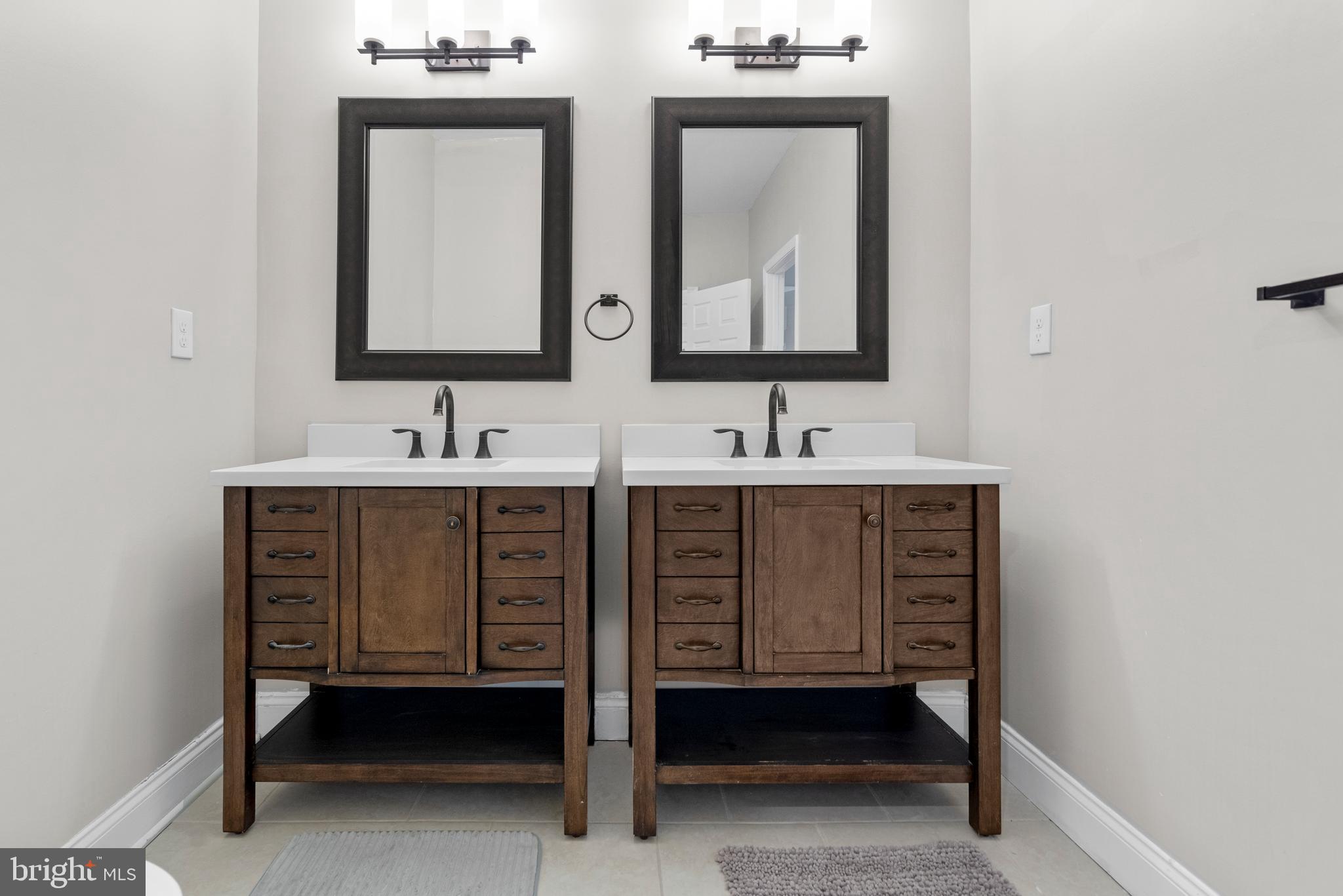 RESERVOIR HILL - Residential