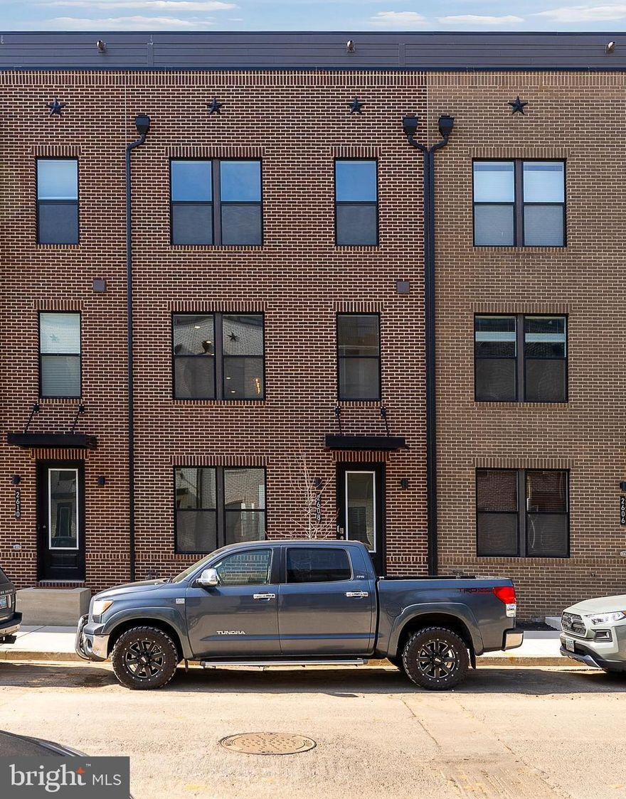 COME LIVE IN COMPLETE LUXURY IN THIS BRAND NEW TOWNHOME IN BALTIMORE'S HOTTEST NEW NEIGHBORHOOD!  ENJOY GIANT BEDROOMS THROUGHOUT-  MULTIPLE FULL BATHS MAKE PERFECT FOR EVERY HOUSEHOLD.  PRIME KITCHEN LAYOUT OFFERS LARGE ISLAND AND SEPARATE DINING AREA.  ENJOY CONVENIENT TWO CAR GARAGE PARKING.  THIS NEIGHBORHOOD WILL ABSOLUTELY WOW YOU- BE OF THE FIRST TO ENJOY 'THE PENINSULA'!!  - MULTIPLE COMMUNITY AMENITIES TO BE DAZZLED BY - INCLUDING PRISTINE TRAILS, RECREATION FIELDS, RESTAURANTS AND RETAIL.  QUICK ACCESS TO I-95 WITH IMMEDIATE COMMUTE TO WASHINGTON AND DOWNTOWN BALTIMORE.   

COME SEE TODAY!! READY FOR IMMEDIATE OCCUPANCY.