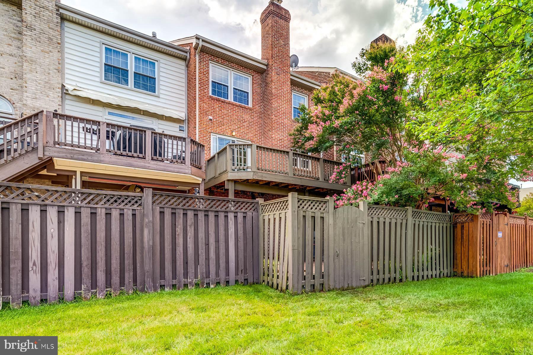 POTTERS GLEN - Residential