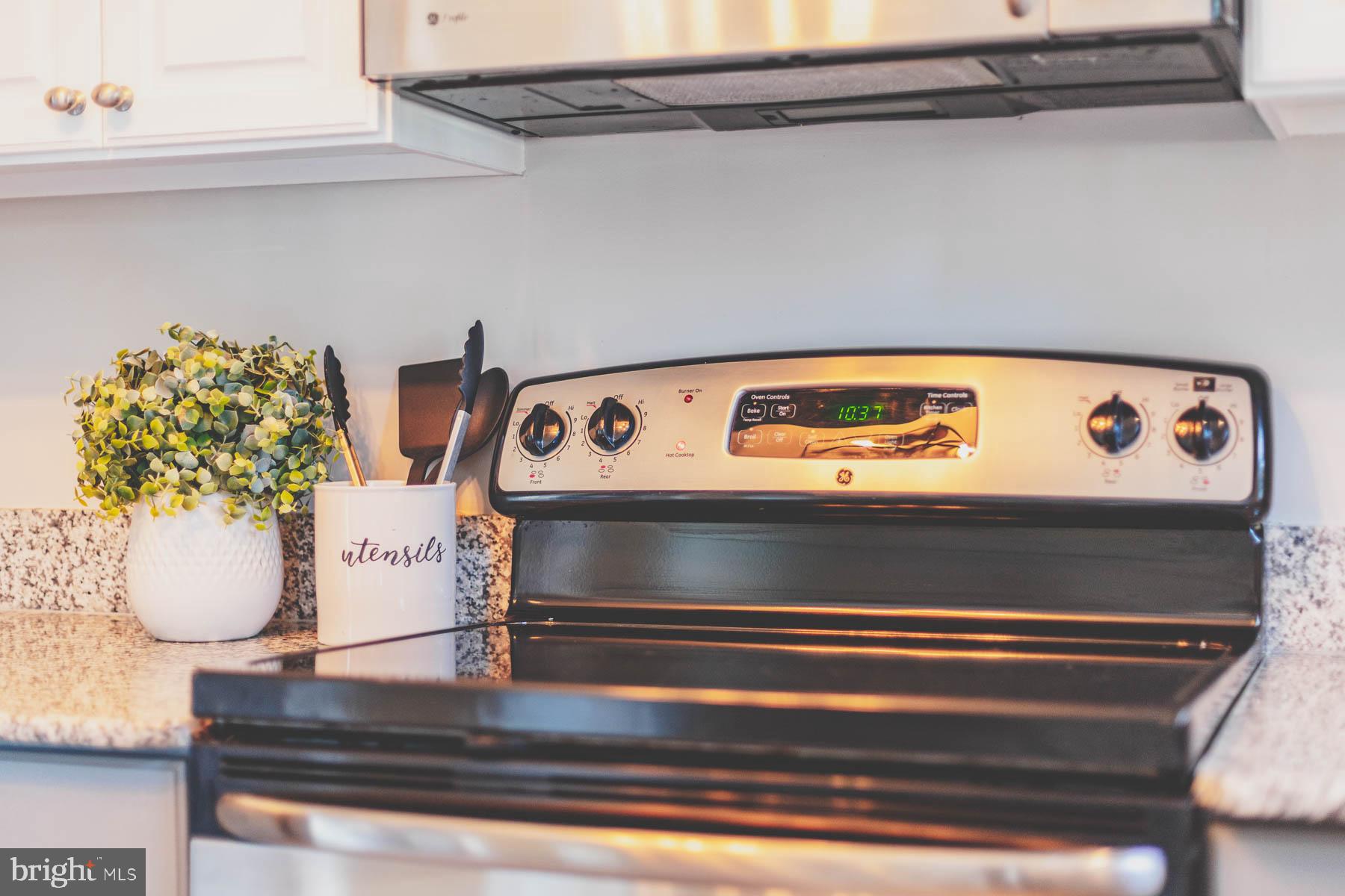 POTTERS GLEN - Residential