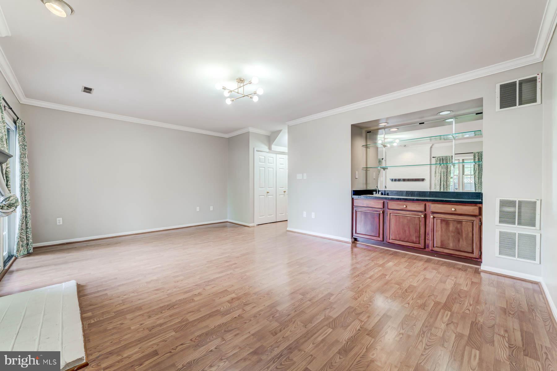 POTTERS GLEN - Residential