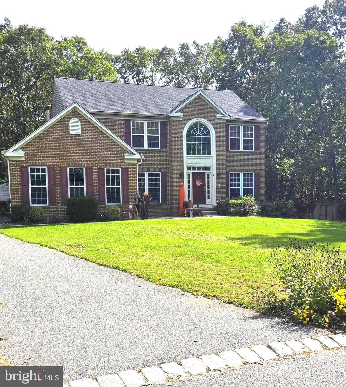 4 BROOKSHIRE COURT
