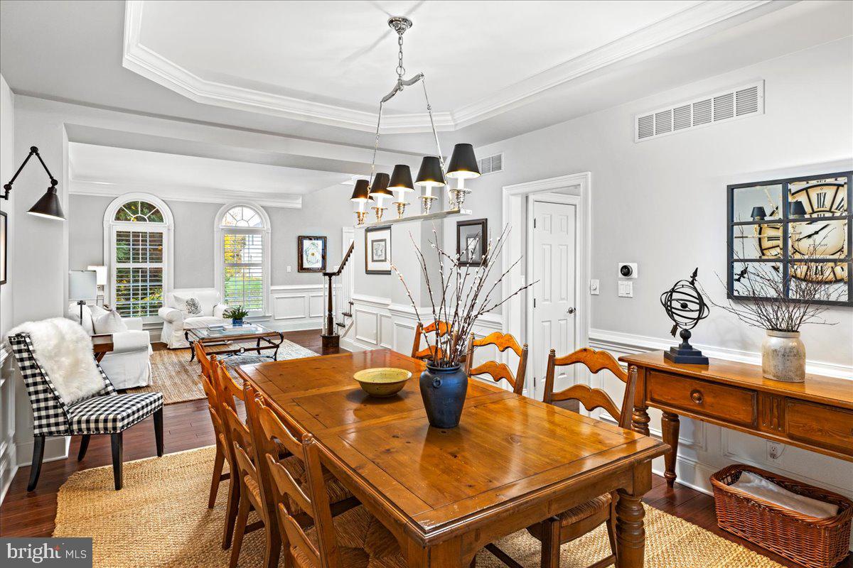 UPPER MOUNTAIN ESTS - Residential