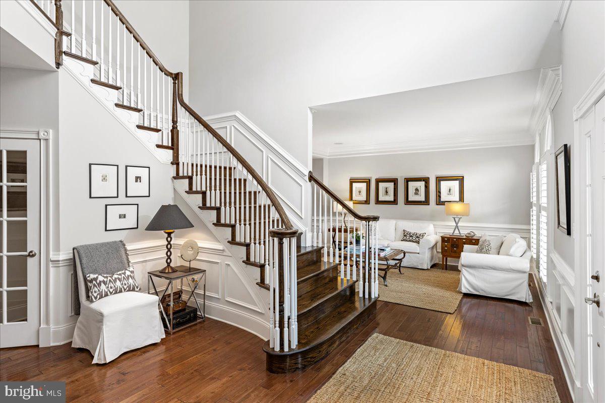 UPPER MOUNTAIN ESTS - Residential