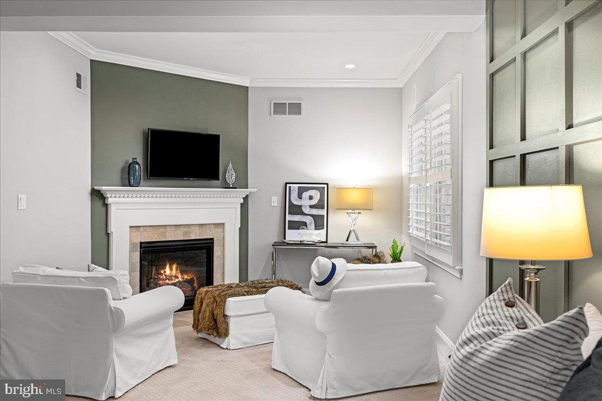 UPPER MOUNTAIN ESTS - Residential