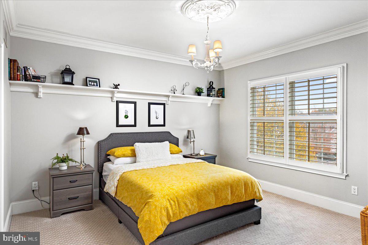 UPPER MOUNTAIN ESTS - Residential