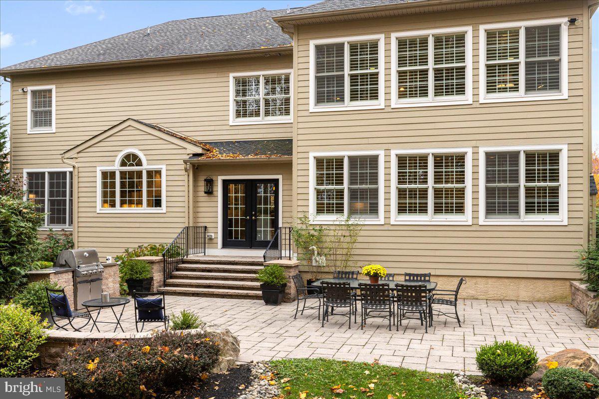 UPPER MOUNTAIN ESTS - Residential