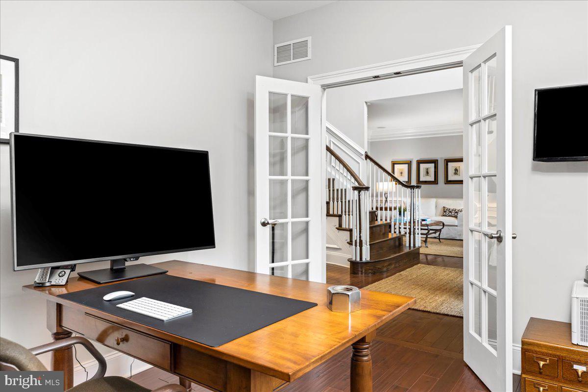 UPPER MOUNTAIN ESTS - Residential